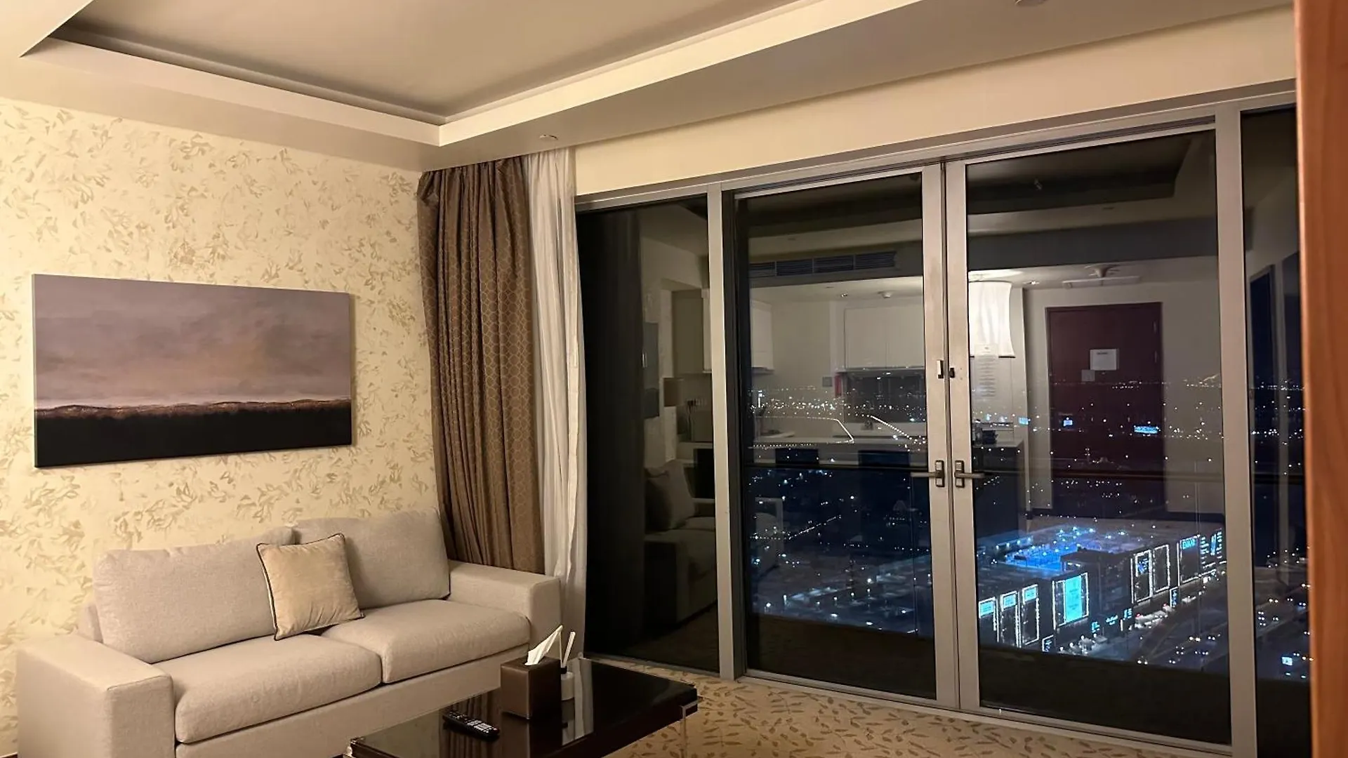 Emaar Residence Fashion Avenue - Formerly Address Dubai Mall